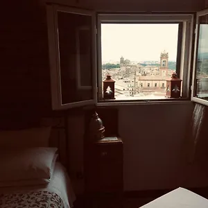 2* Bed and breakfast Casa Tipica Siciliana Patronale Tremetrisoprailcielo Con Vista, Colazione Interna In Terrazzo Panoramico